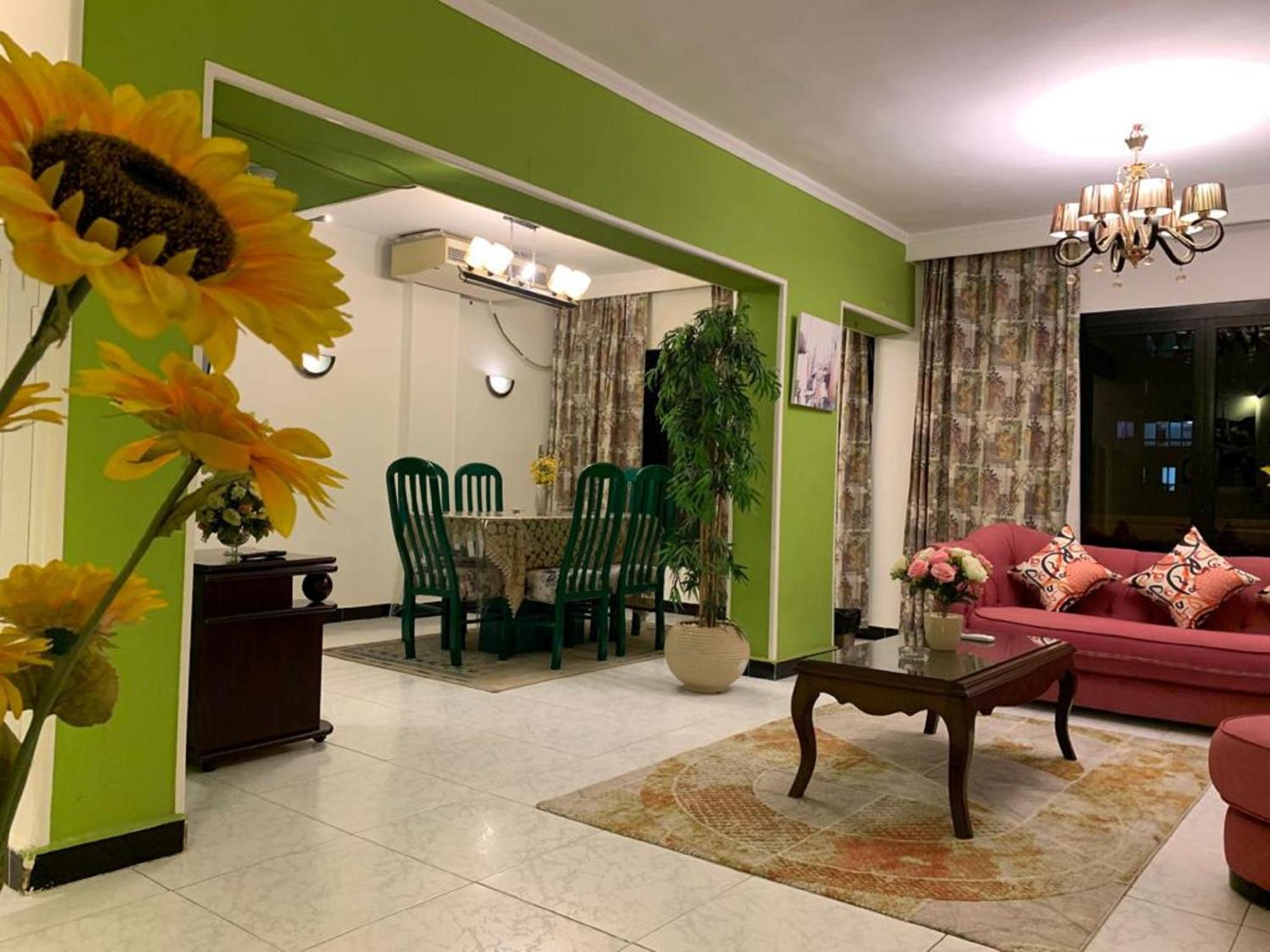 Casa Elegant Apartment *